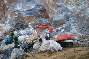 Khởi tố vụ án sập mỏ đá tại Thanh Hóa làm tám người chết