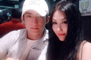 Chồng Phi Thanh Vân móc súng uy hiếp người giữa đường