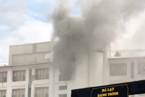Khách sạn 5 sao ở Đà Lạt cháy lớn