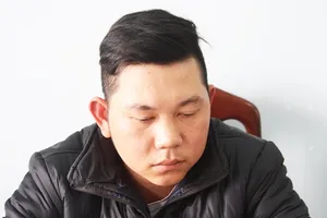 Khởi tố nhóm sát hại giám đốc lái xe bấm còi xin đường