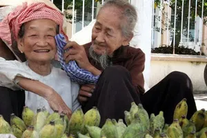 “Với ba, ngày nào cũng là 8-3 của má”