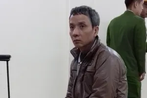 Bị chém suýt chết chỉ vì giành hát karaoke