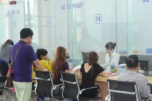 Phải trả lời cho người khiếu nại trong 10 ngày làm việc 