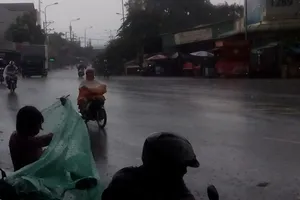 Mưa lớn kéo dài hơn 1 tiếng ở Biên Hòa