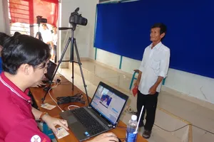 Về tận nơi, đổi bằng lái cho người dân Cần Giờ