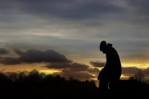 Vì sao đàn ông thất tình đau đớn hơn phụ nữ?