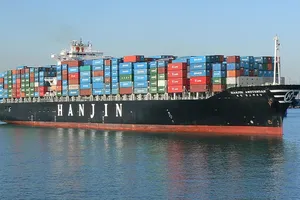 Tàu Hanjin ‘sợ’... cập cảng, nằm chờ 20 ngày ngoài biển