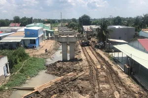 Cầu Tân Bửu chờ đợi gần 3 năm vẫn chưa hoàn thành