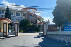 Xem xét xử lý cán bộ tiếp tay cho phân lô bán nền trái phép ở Cam Lâm