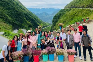 TP.HCM và vùng Tây Bắc hợp tác hút khách du lịch 