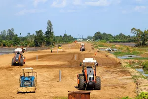 Giải “cơn khát” cát cho hàng loạt siêu dự án giao thông phía Nam