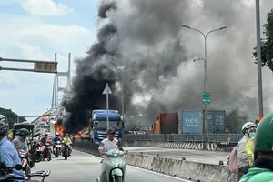 Sau vụ tai nạn trên cầu Phú Mỹ: Khảo sát, đánh giá lại thiết kế độ dốc, mặt đường cầu