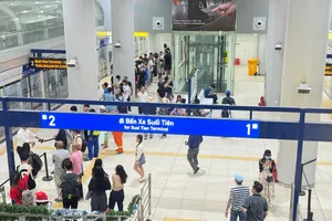 Tàu metro số 1 chạy tới 2 giờ sáng Tết Dương lịch 2025