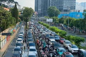 Hạn chế xe xăng vào trung tâm TP.HCM: Sẽ có chính sách công bằng cho từng đối tượng