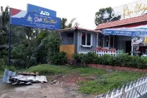 Chủ quán Xin Chào: "Tôi lại bị yêu cầu tháo dỡ"