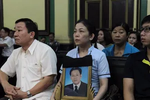 Vợ nạn nhân kháng cáo vụ CSGT gọi côn đồ đánh người