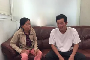 Cô gái cướp giật trước camera ô tô sinh con trong tù