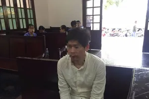 Được "cho" tiền hàng tháng còn đến đòi giết người