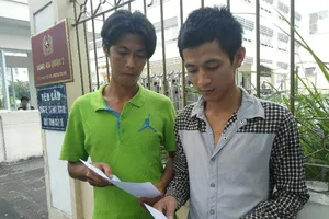 TP.HCM: 2 người phụ hồ đòi bồi thường oan 1 tỉ