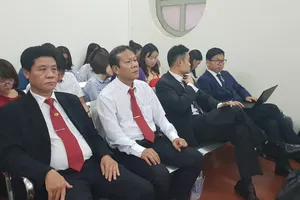 Grab nói gì khi VKS đề nghị buộc bồi thường cho Vinasun?