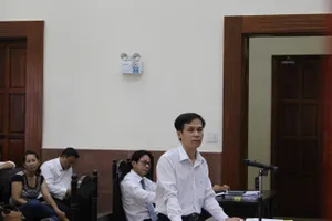 Phúc thẩm vụ LS Trần Hữu Kiển: Vì sao tòa chưa tuyên án?