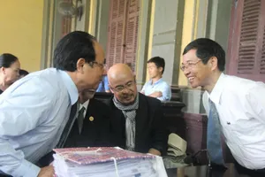 Chiều nay toà phán quyết vụ ly hôn của vợ chồng Trung Nguyên