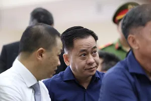 Giọt nước mắt tại tòa của Vũ' 'nhôm' 