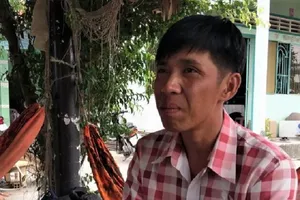 Gần 3 năm mòn mỏi chờ tòa xin lỗi 