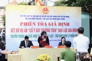 Mạnh dạn tố cáo hành vi bạo hành gia đình