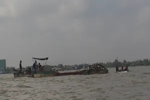 Bến Tre chỉ đạo xử lý nghiêm “cát tặc” sông Cổ Chiên