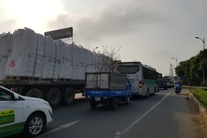 Chính thức cấm xe tải 3 trục trở lên qua cầu Rạch Miễu dịp tết