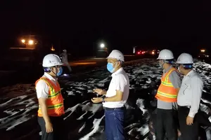 Dự án cao tốc Trung Lương - Mỹ Thuận thi công xuyên đêm ​