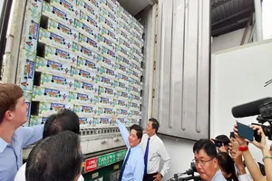 Dừa, bưởi, thanh long Việt Nam 'lên đường' sang châu Âu