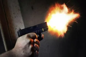 Công an truy tìm người nổ súng tại quán cà phê