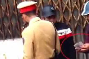 9 CSGT Công an huyện Cái Bè bị chuyển khỏi lực lượng, kỷ luật