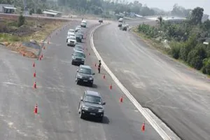 Cao tốc Trung Lương- Mỹ Thuận chỉ lưu thông tạm khi QL1 ùn tắc