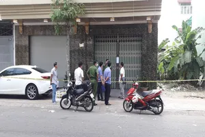 Tạm giữ 2 nghi can trong vụ nổ súng tại quán karaoke X.O