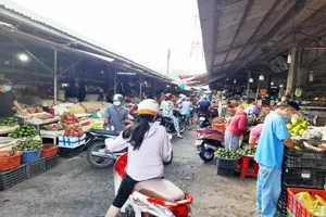 5 tỉnh miền Tây đề nghị người dân hạn chế ra đường từ sau 18 giờ tối