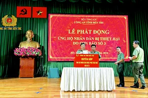 Công an Bến Tre quyên góp 1,7 tỉ đồng ủng hộ đồng bào miền Bắc