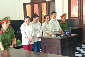 Nhóm bị cáo mua bán trái phép chất ma túy lãnh án