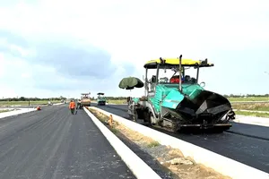 Dự án KCN hơn 3.500 tỉ đồng ở Bến Tre sẽ cơ bản hoàn thành vào cuối năm 2024