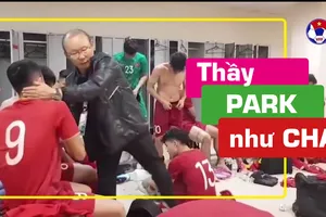 Video ông Park như một người cha của các cầu thủ