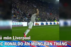 Thủ môn Liverpool học kiểu mừng bàn thắng của Ronaldo 