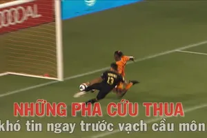 Những pha cứu thua ngoạn mục trên vạch cầu môn