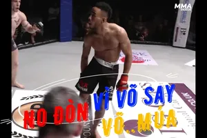 No đòn trên sàn đấu MMA vì chơi võ... say