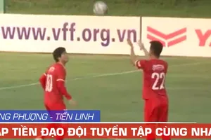 Xem cặp tiền đạo Công Phượng - Tiến Linh tập cùng nhau