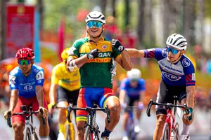 Clip diễn biến chặng 24 chiến thắng gọi tên tay đua Trần Tuấn Kiệt