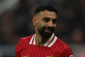 Chúc mừng Salah ký hợp đồng mới với Liverpool