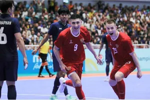 Đội tuyển Nga vô địch tại Thái Lan khi đánh bại cả ba đối thủ