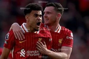 4 ngôi sao Liverpool ám chỉ có thể ra đi